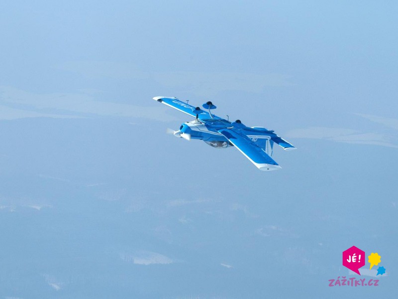 Let akrobatickým letadlem Zlín Z-142 - dárek