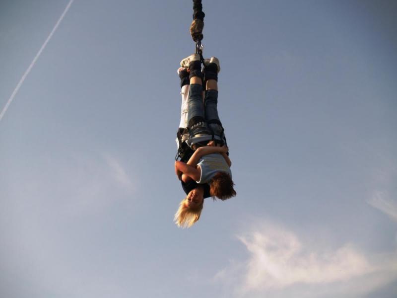 Bungee jumping až 120 metrů z jeřábu - dárkový poukaz