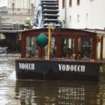 Plavba na lodi pražskými Benátkami - dárkový poukaz na zážitek